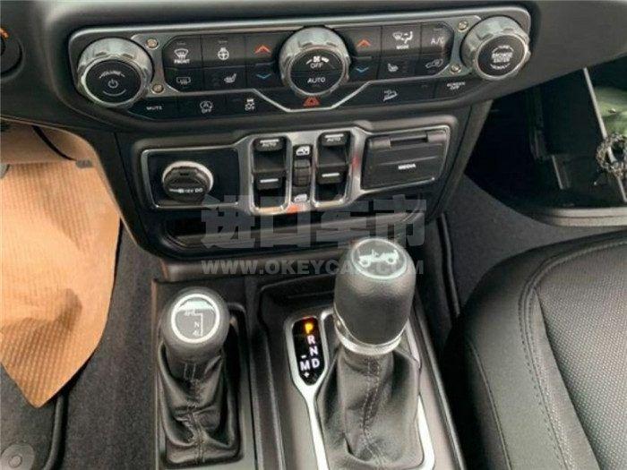 21d3f923da6a42f8a020559055179187