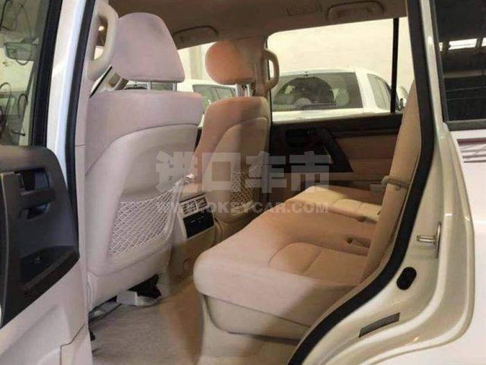 968fa3dec7cc44bfb216ba47a2b28f98