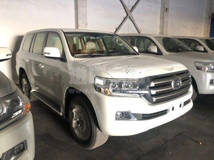 22aa27d4a8364b3f9bf9a378cd3ca072