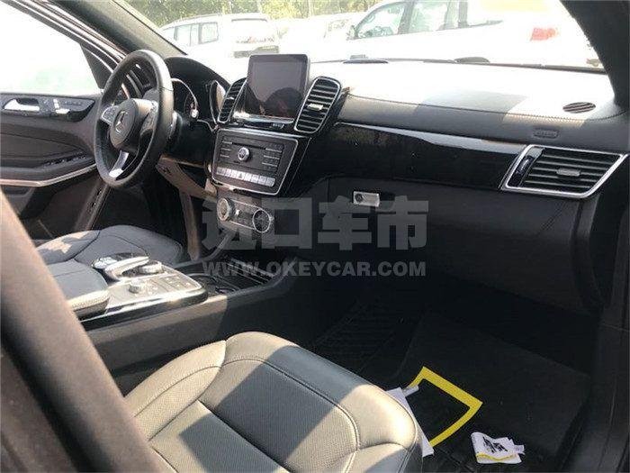 233f22b306cb7bdc782bdae6cbcf58e5