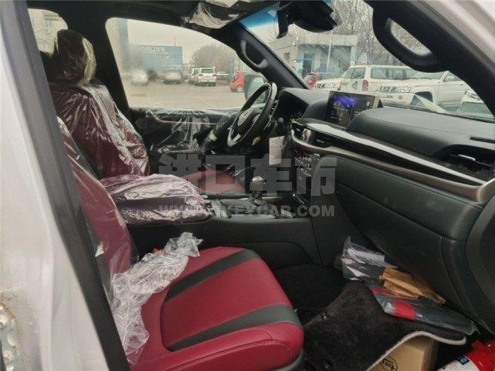 8b58b46b4a6f4f10b3e2e2289ca1f663