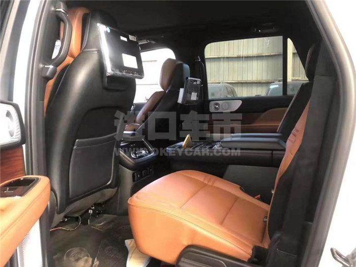 6fc3dc3b06824c308be3c3d3e06257b8