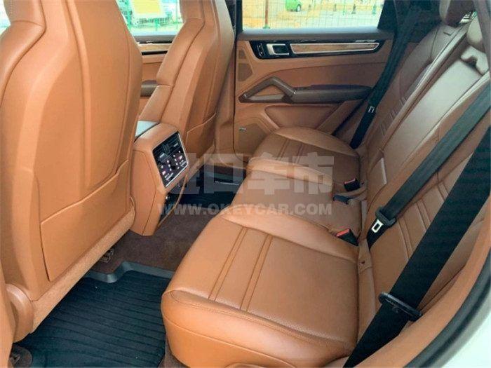 f049bb109bc326cf31d6e47456d0eee8