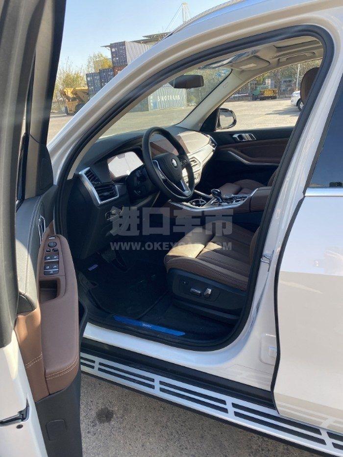 8ef52e12ab9f491d8dbd3687bffa5a56