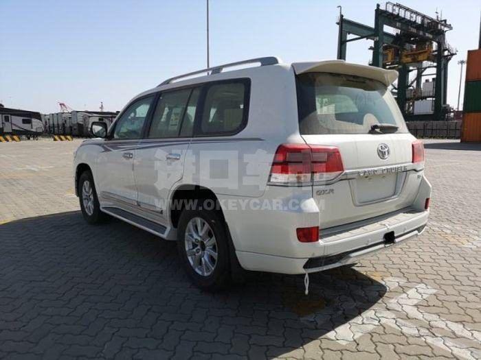 c5e707f5fbe6483d81f0b4dd8d965ddd