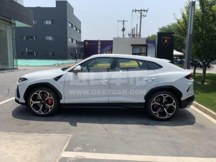 b52e07dfb53b4f8788d9b5e0d5525280