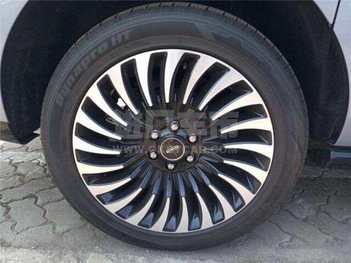 cd18afeaf8c947f4b2ee38af09692a63!1000x0