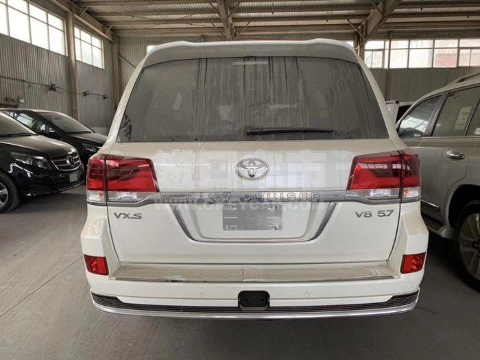 2df6c4bb5ff04d37b4fa784c834daa4a