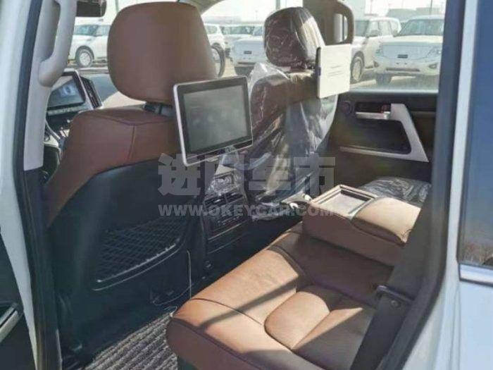 6c769874e944435a83bad7a5411fb0e3