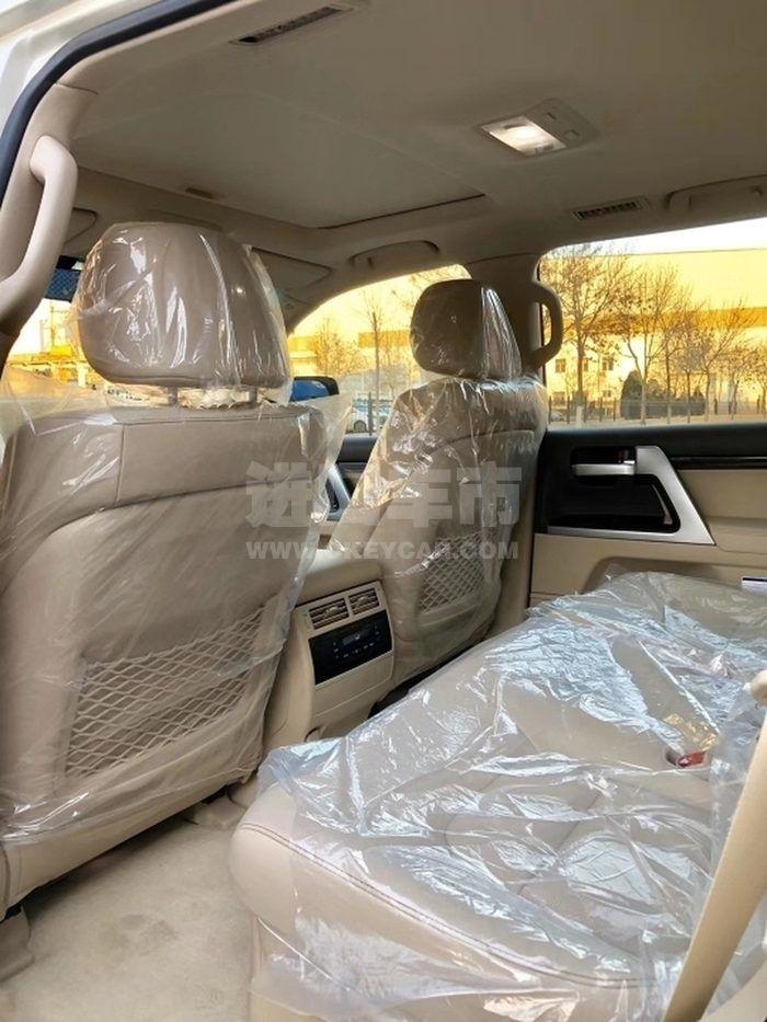 72a381aff9e84f69a8720140c316a95a