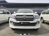 说起硬派越野SUV,也就是大家口中的非承载式车身SUV,大家首先就会联想到丰田旗下的酷路泽、霸道、以及途乐Y62、三菱帕杰罗V97,...