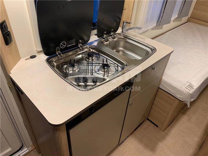 8e04691d9fed39cda3657681a2a7bf1