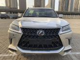 今天给大家带来一台市场上口碑最好的豪华SUV——20款中东版雷克萨斯LX570 SuperSport S。众所周知，20款LX570...