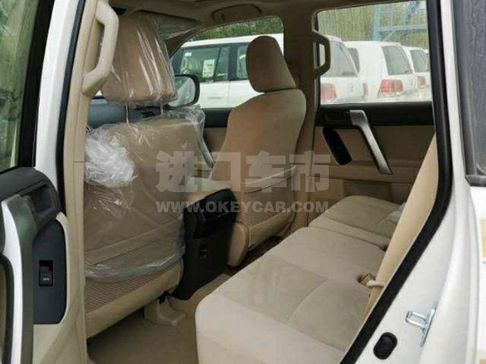 68800642c3564babba9de15cee1c1001