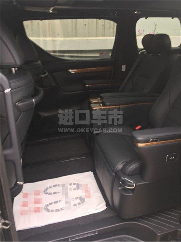 52eedd58e979bee822214d137c5c0073