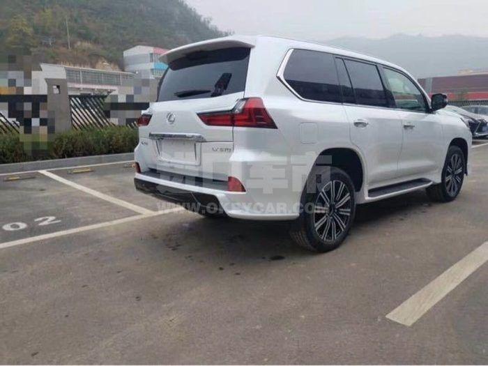 2558963ce34548699cd5d45bc8428db6