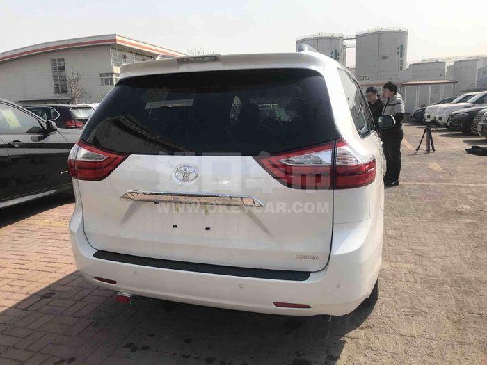 bb00c1a24ebe462084baa2c6efa4f1d5!1000x0