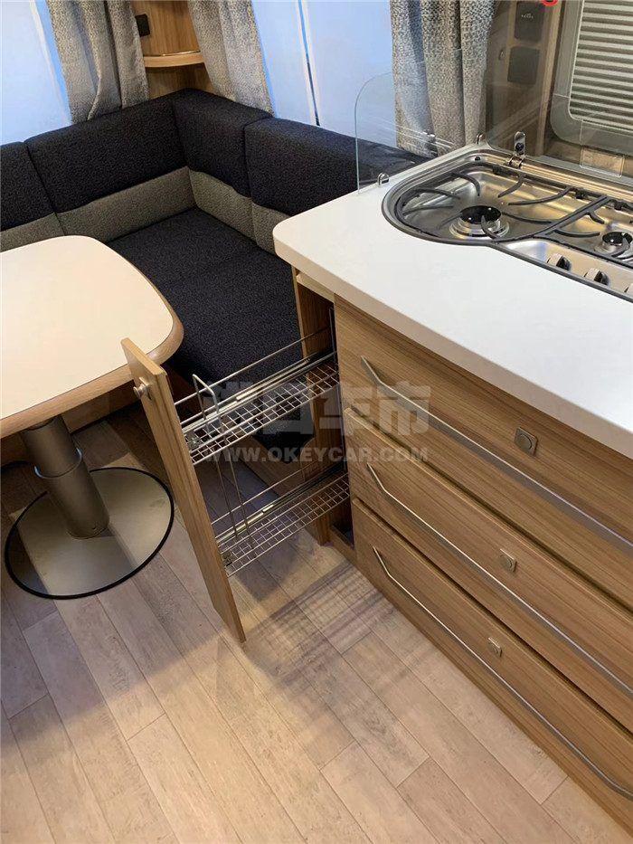 22b57fcd159f0d6fd9a74569b4a4dd3