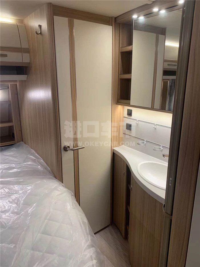 d726d1a3deef8b03fb2780e473934f7